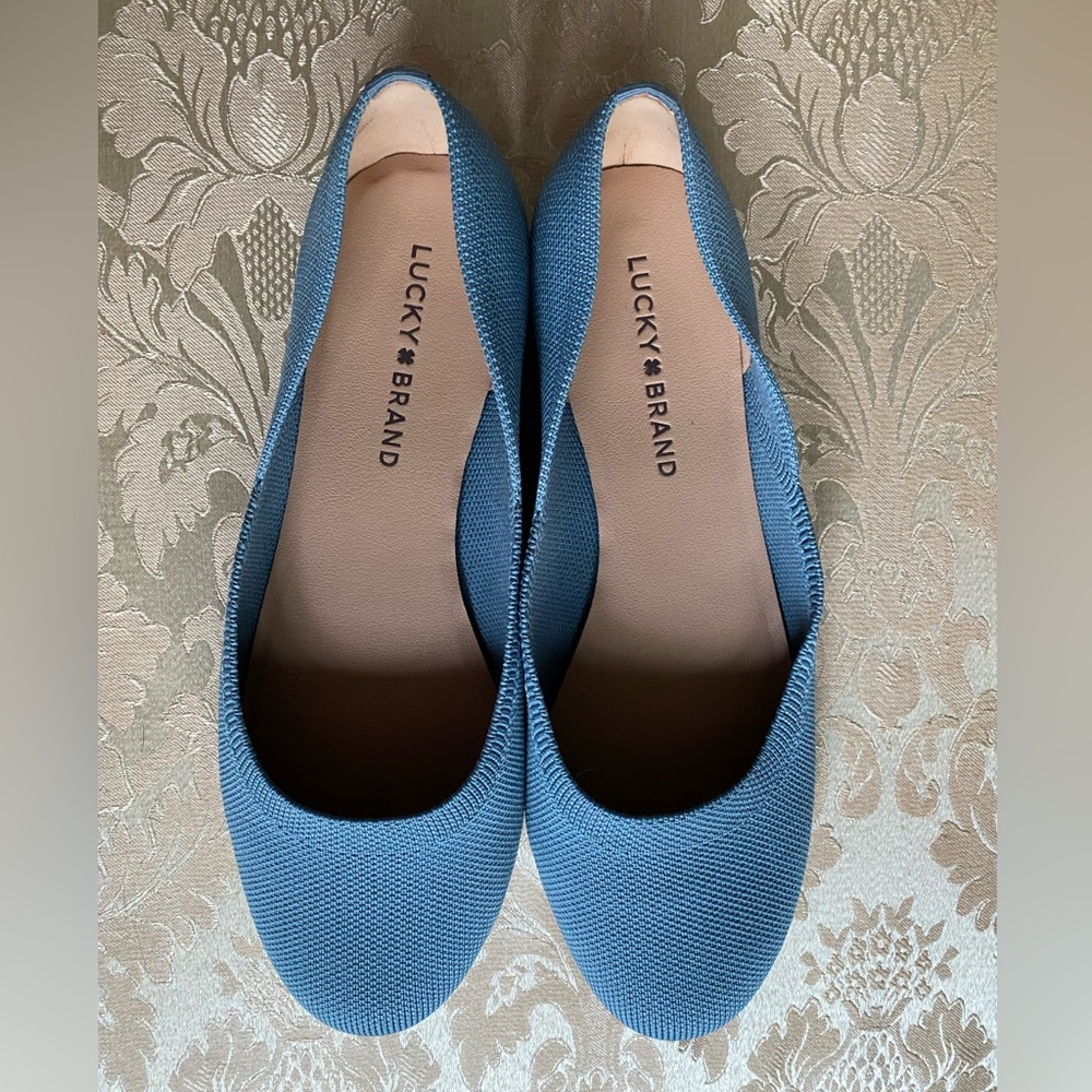 LUCKY BRAND BLUE BALLET FLATS SIZE 7.5 CROCHET/KNIT TEXTILE